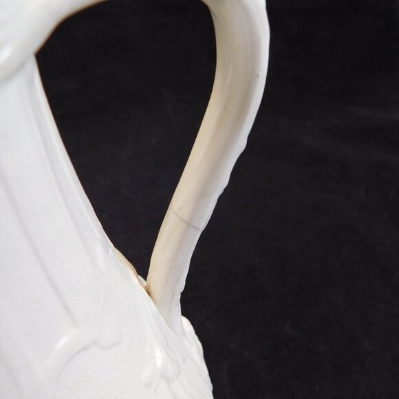 William Brownfield Donatello White Salt Glazed Pottery Embossed 7" Pitcher FLAW - Picture 9 of 12